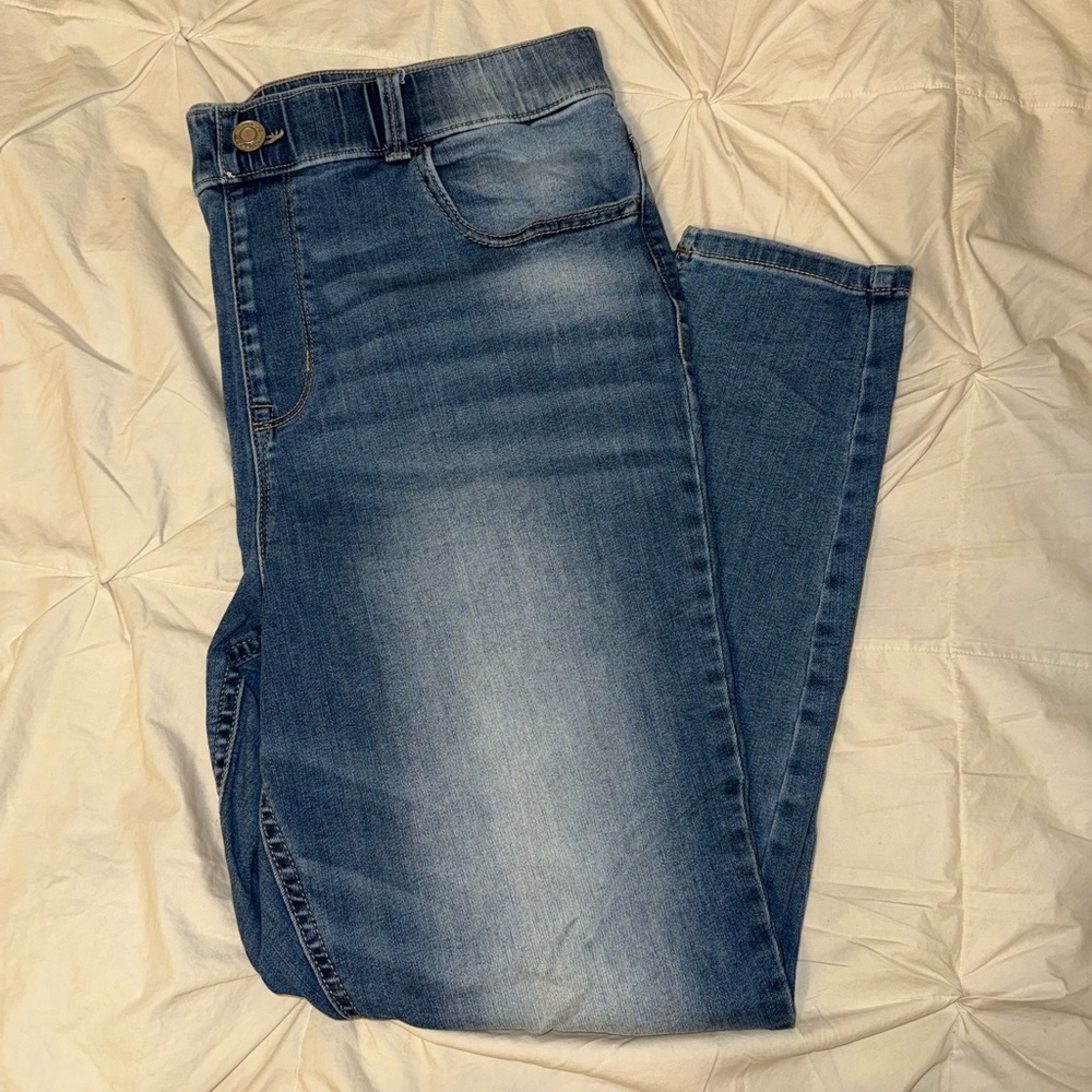 Women’s blue denim jeans